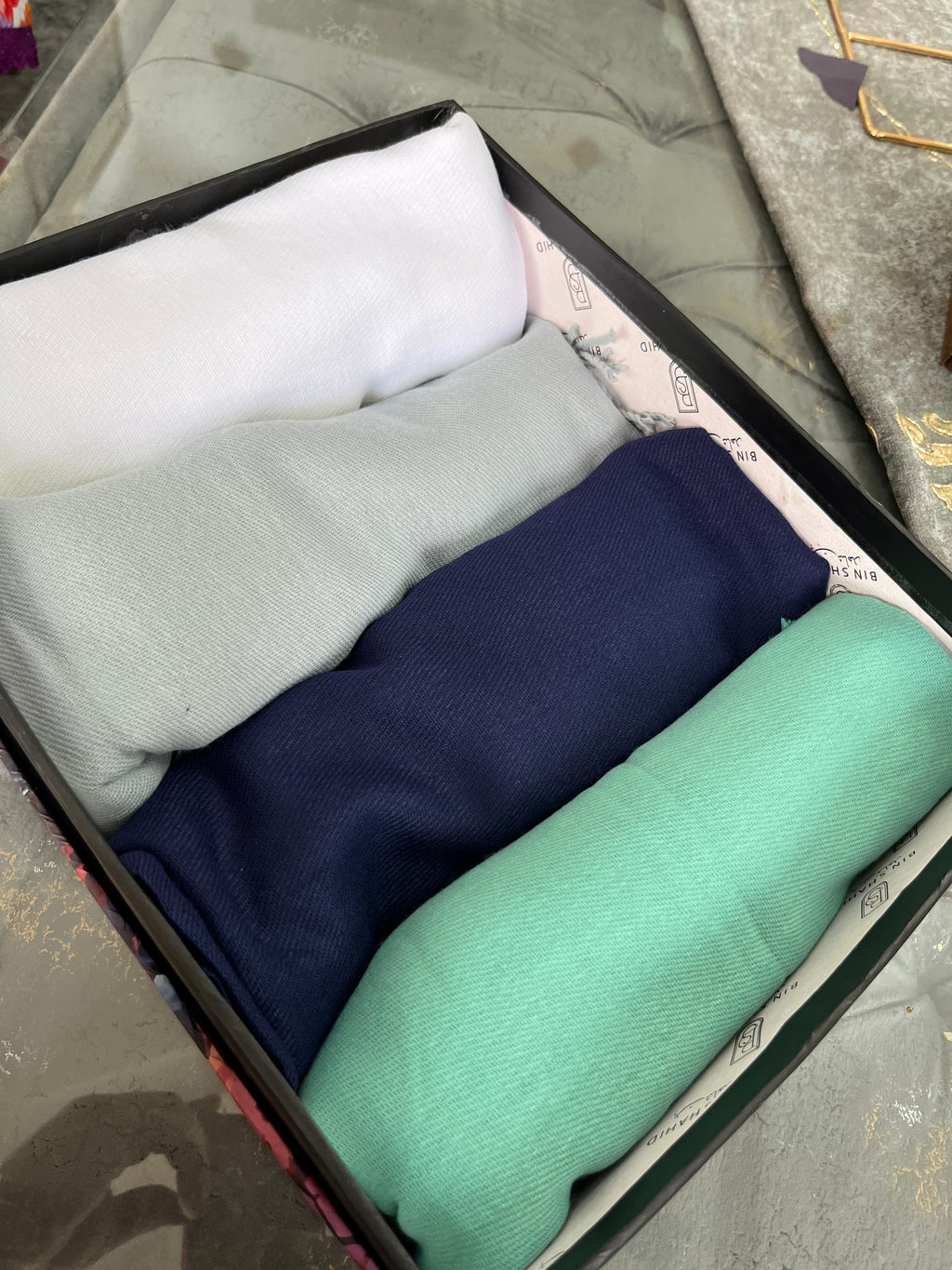 CHASMERA WOOL- BUNDLE OF 4 HIJAB WITH FREE HIJAB CAB